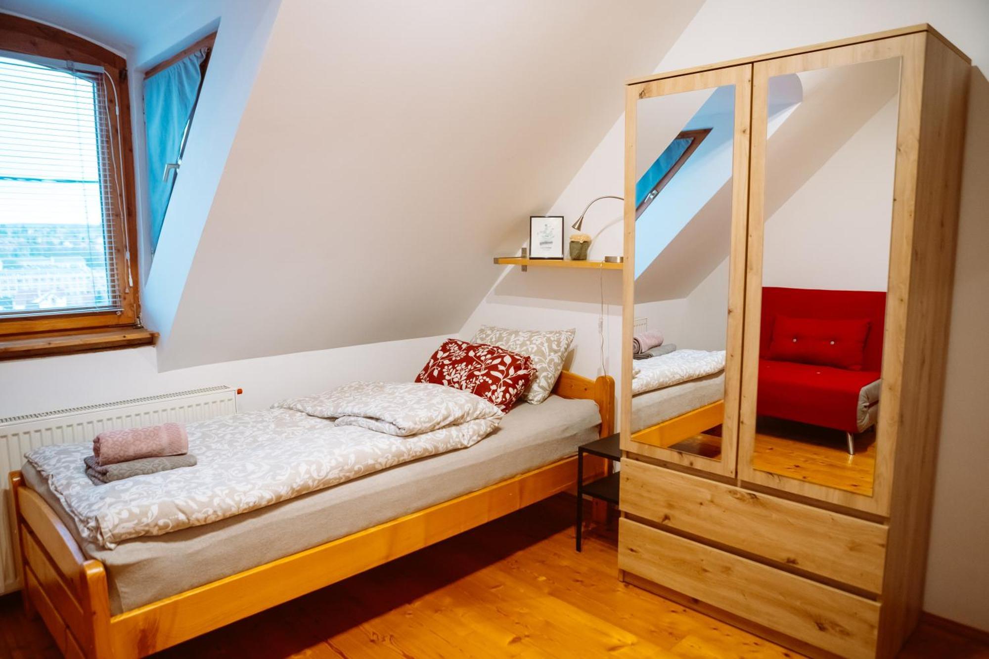 Kiralyszeke Apartman 埃格尔 外观 照片